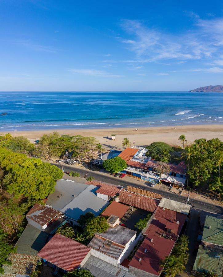 Witch'S Rock Surf Camp Hotell Tamarindo Exteriör bild