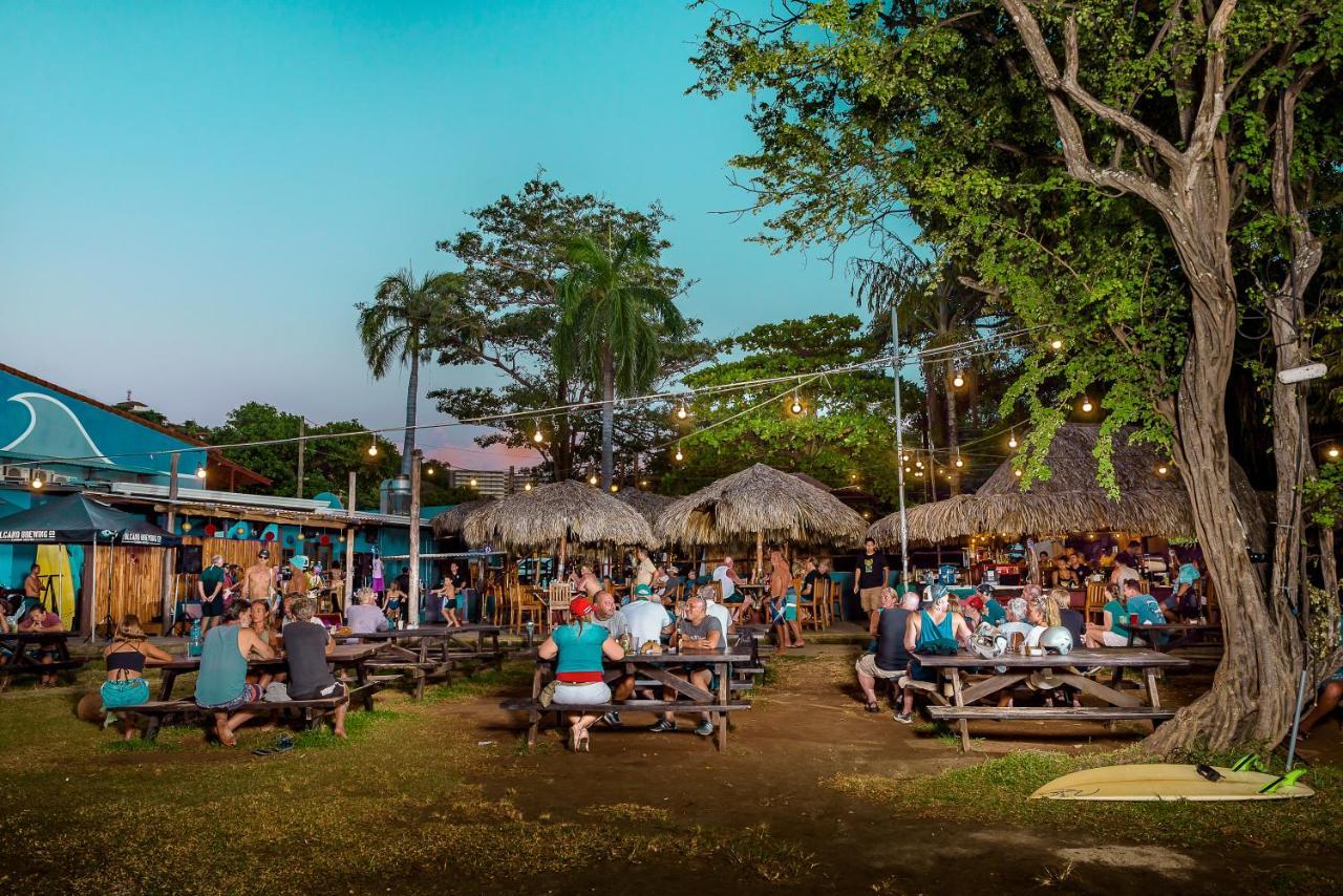 Witch'S Rock Surf Camp Hotell Tamarindo Exteriör bild